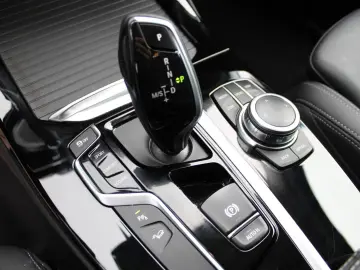 X3 xDrive20d Individual 1.Hd NAVI PDC LED ALU