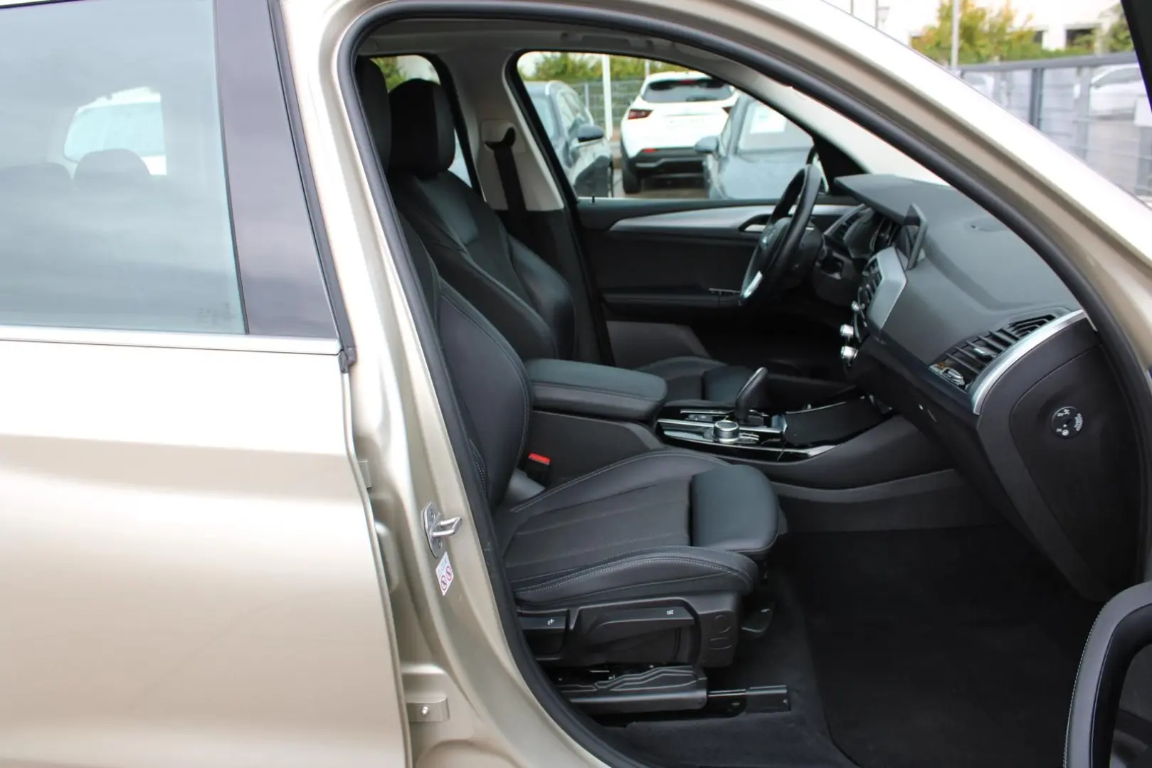 X3 xDrive20d Individual 1.Hd NAVI PDC LED ALU