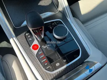 BMW XM 50e 23  Autobahnassistent AHK