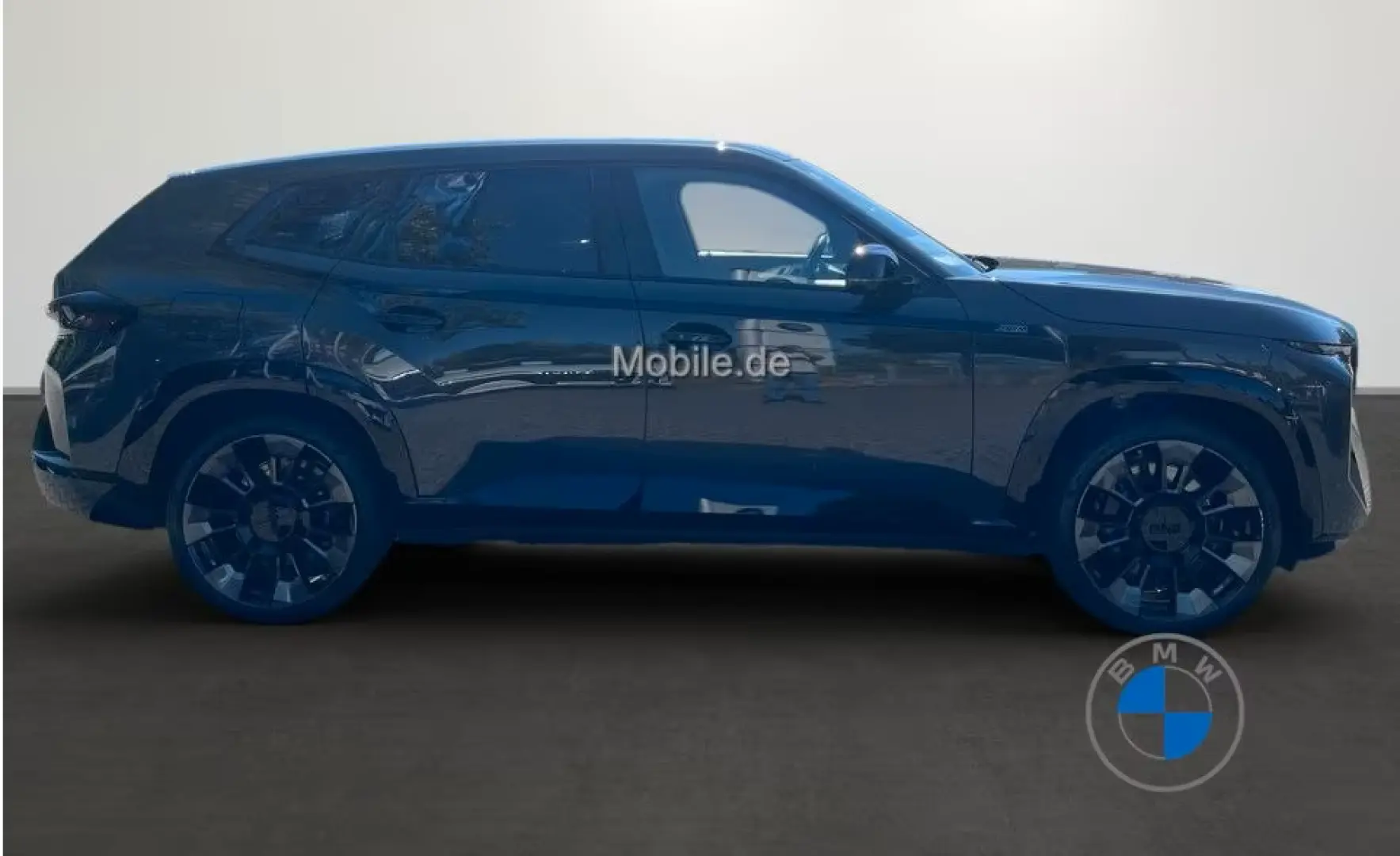 BMW XM 50e 23  Autobahnassistent AHK