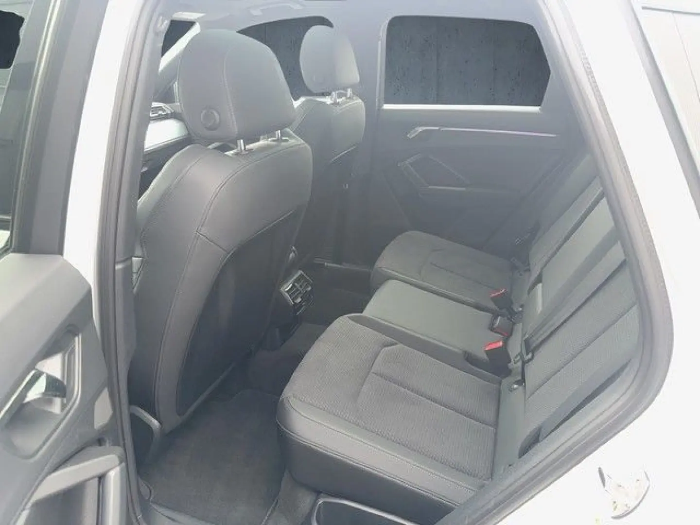 Q3 35 TDI S tronic S Line RFK Pano Navi LED