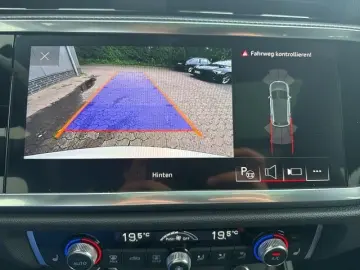 Q3 35 TDI S tronic S Line RFK Pano Navi LED