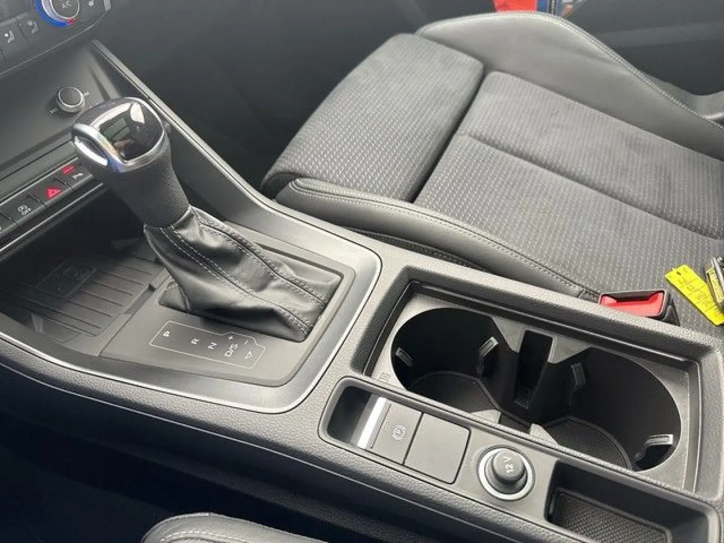 Q3 35 TDI S tronic S Line RFK Pano Navi LED