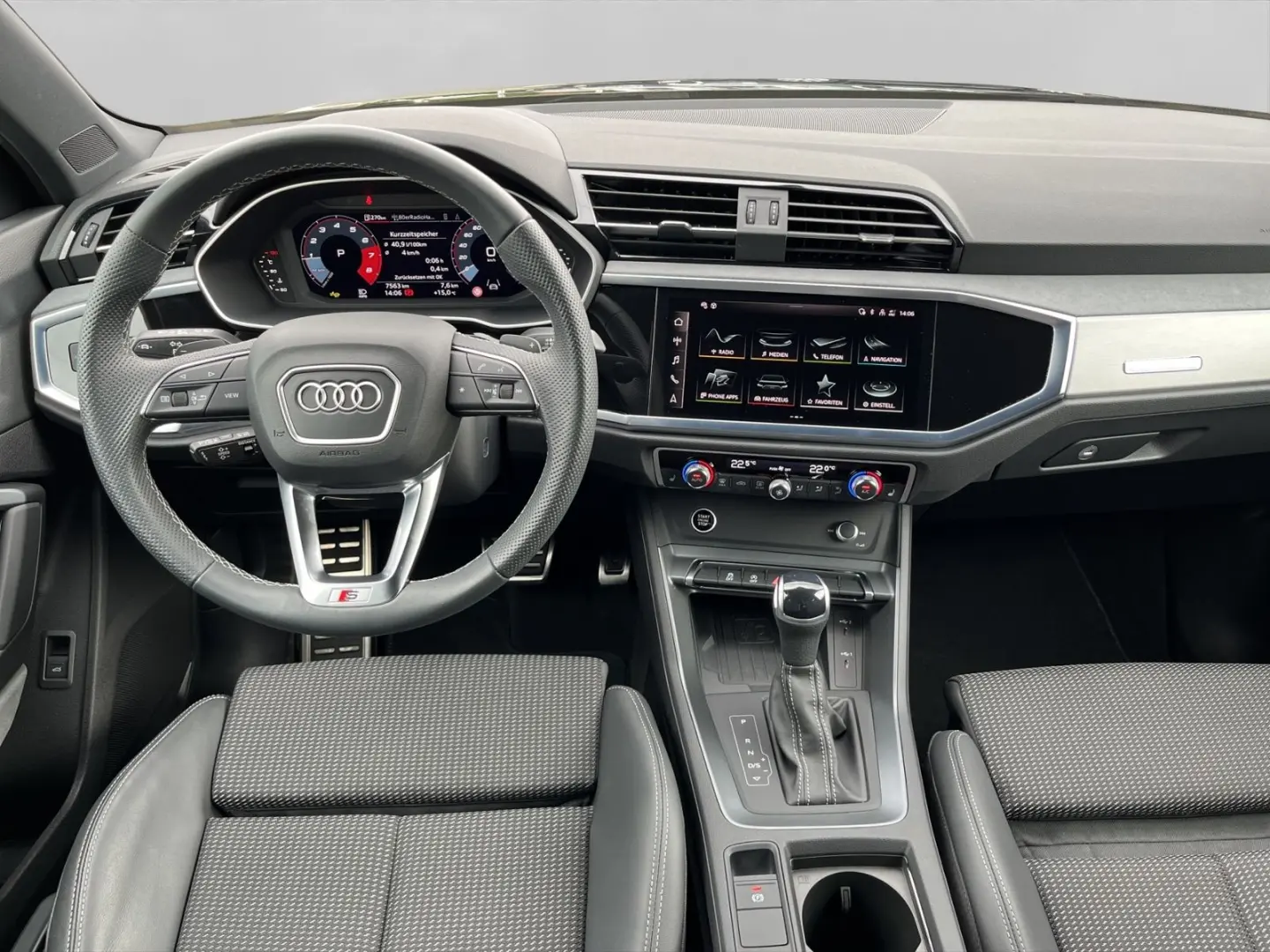 Q3 35 TFSI ADVANCED LED NAVI