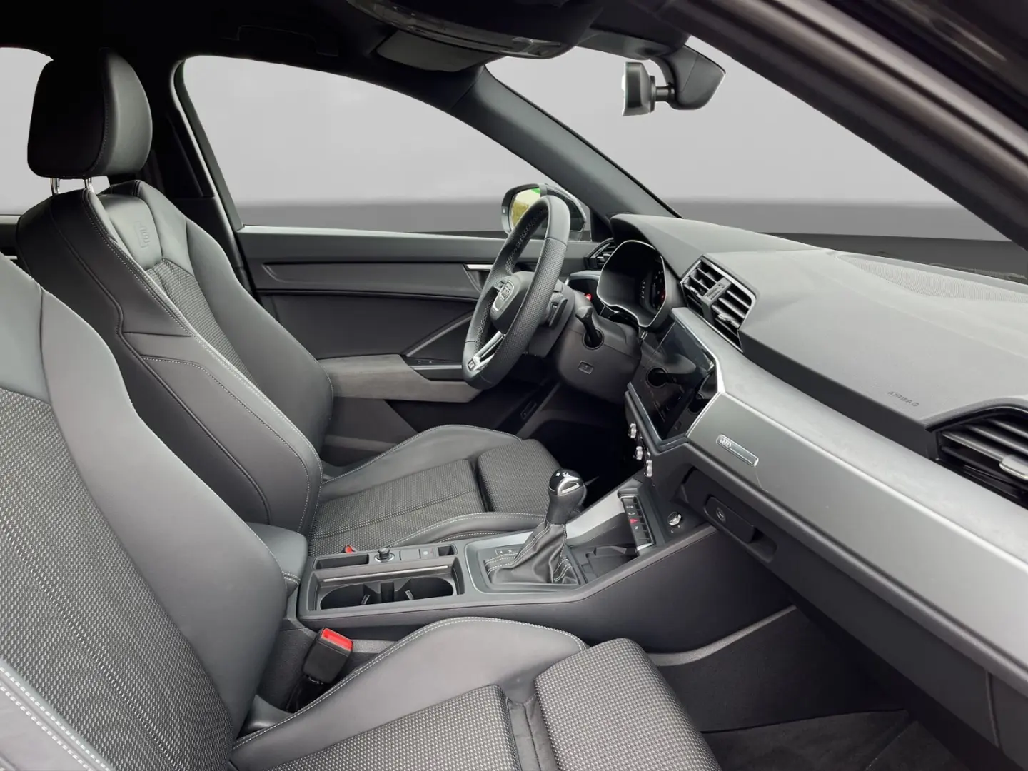 Q3 35 TFSI ADVANCED LED NAVI