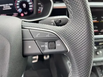 Q3 35 TFSI ADVANCED LED NAVI
