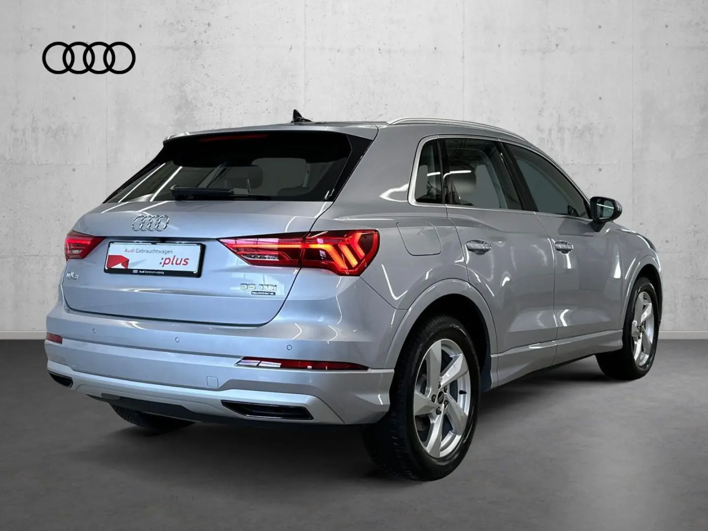 Q3 35 TDI qu. advanced  LED Navi Business AHK