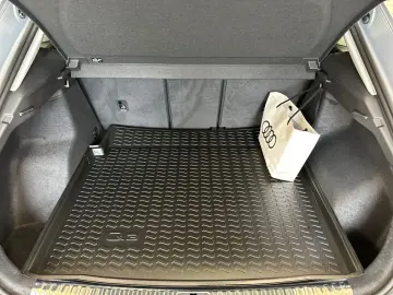 Q3 35 TDI qu. advanced  LED Navi Business AHK