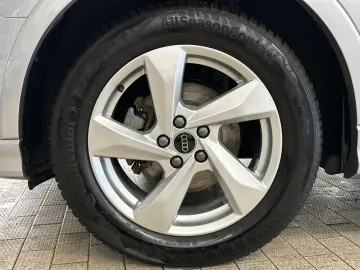 Q3 35 TDI qu. advanced  LED Navi Business AHK