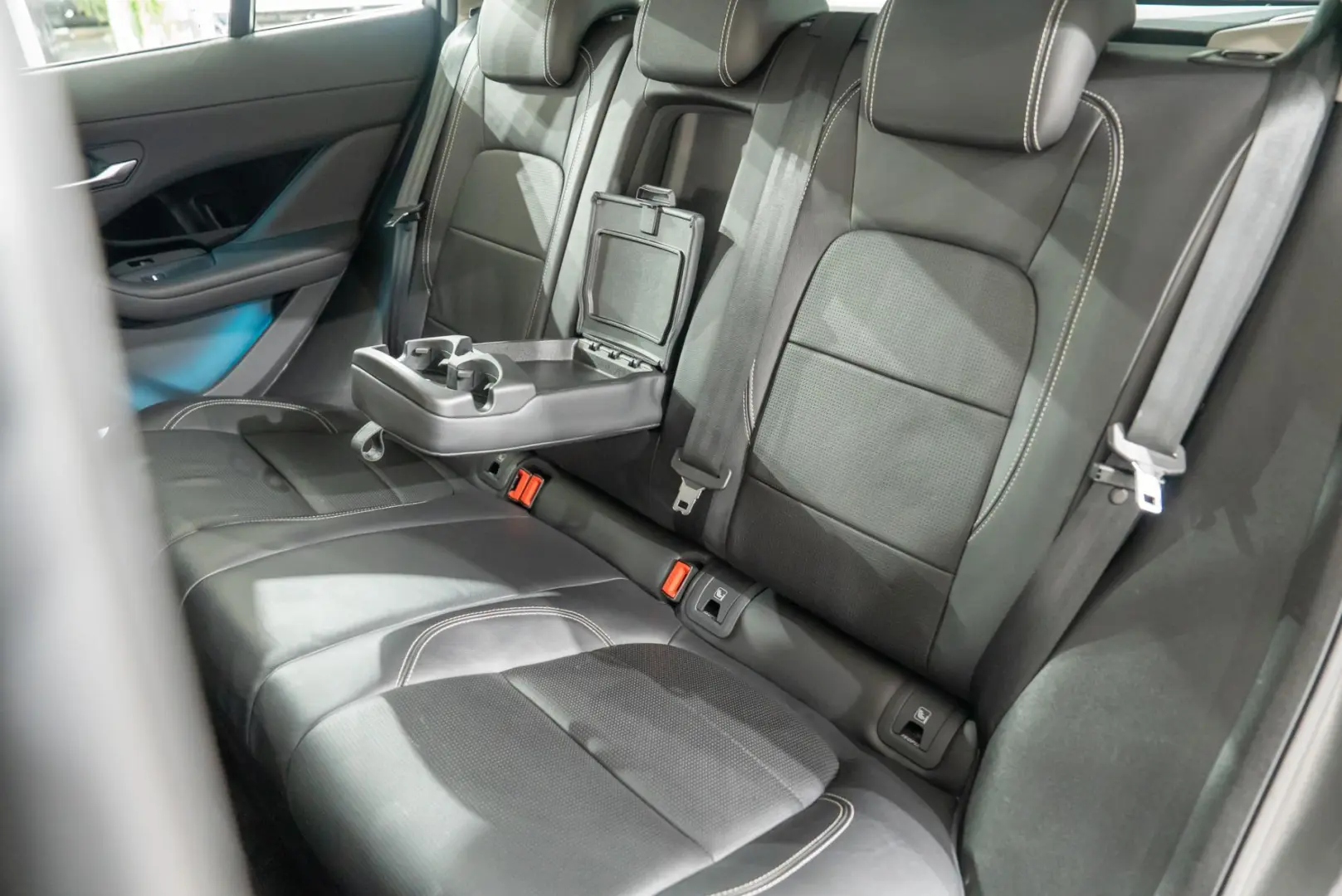 Jaguar I-Pace EV400 90kWh AWD