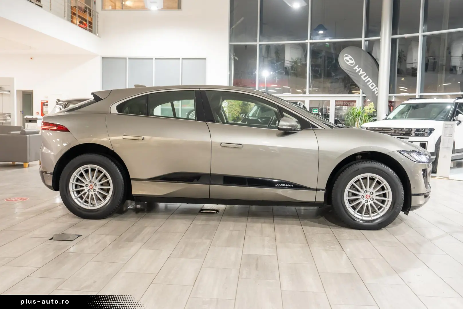 Jaguar I-Pace EV400 90kWh AWD