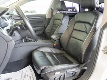 Volkswagen Arteon 2.0TDI DSG  Elegance