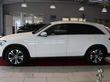 GLC 220 d 4Matic AHK Standheizung