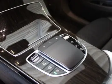 GLC 220 d 4Matic AHK Standheizung