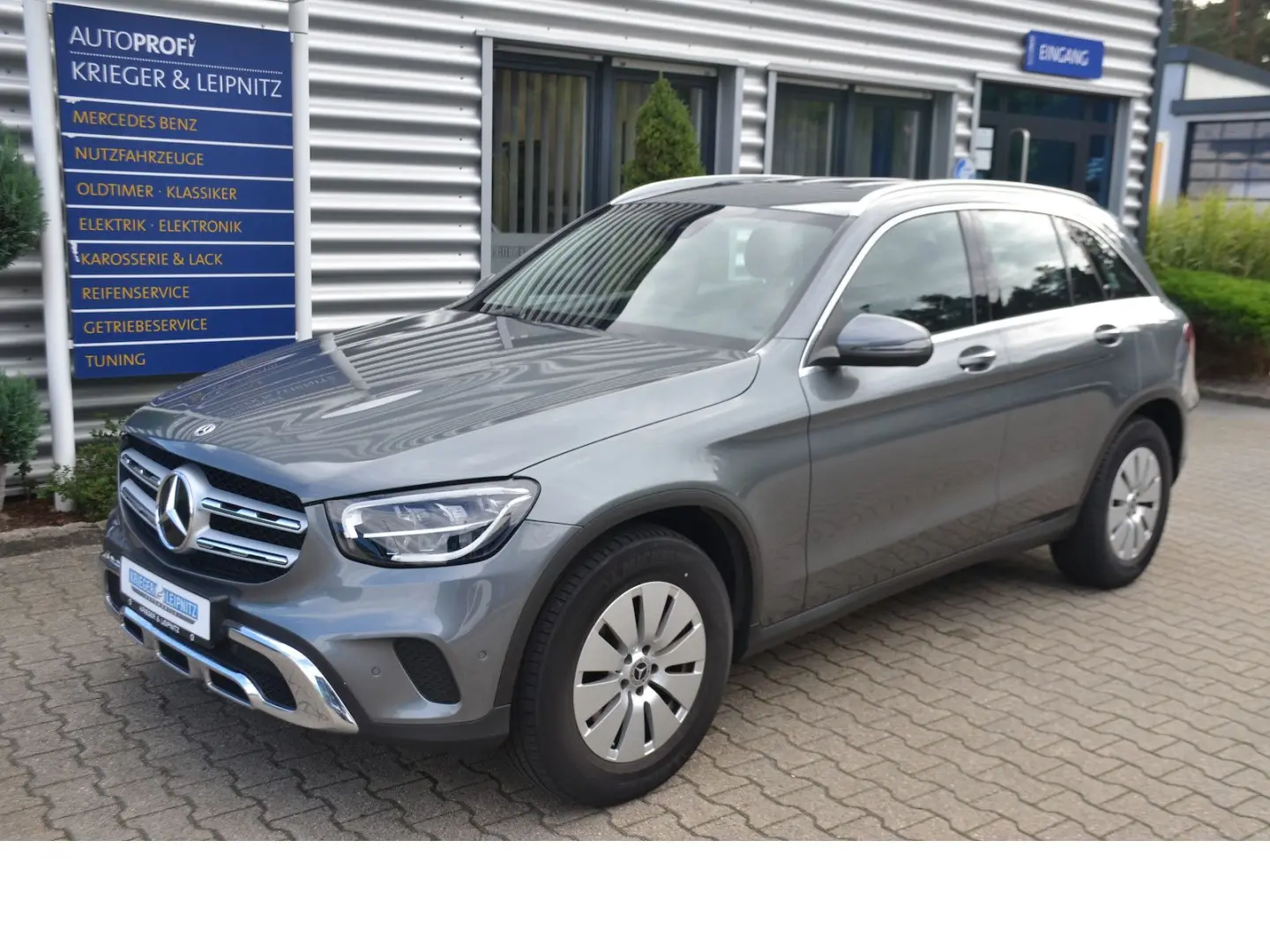 GLC 220 d 4M LED Ahk Keyless RFK Distronic MBUX