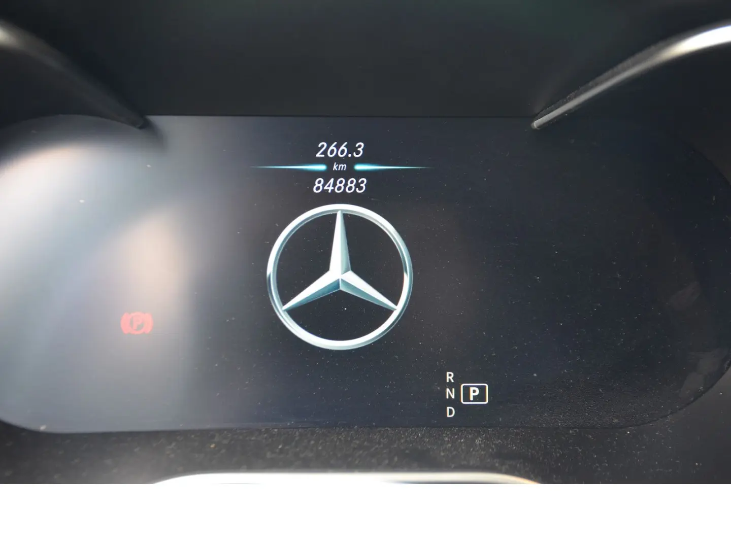 GLC 220 d 4M LED Ahk Keyless RFK Distronic MBUX