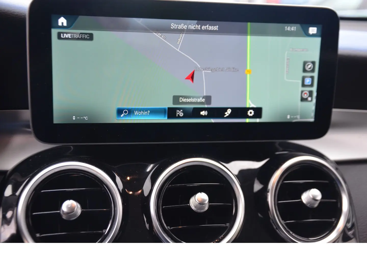 GLC 220 d 4M LED Ahk Keyless RFK Distronic MBUX