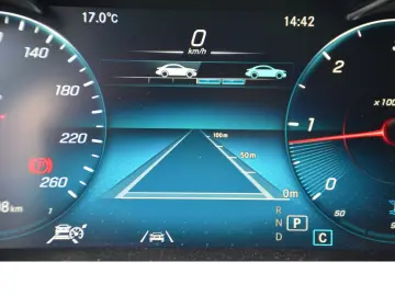 GLC 220 d 4M LED Ahk Keyless RFK Distronic MBUX