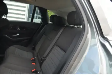 GLC 220 d 4M LED Ahk Keyless RFK Distronic MBUX