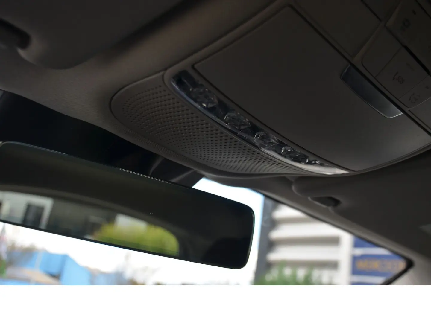 GLC 220 d 4M LED Ahk Keyless RFK Distronic MBUX