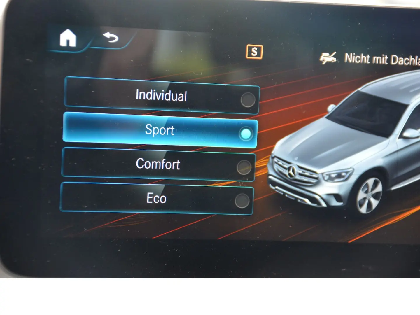 GLC 220 d 4M LED Ahk Keyless RFK Distronic MBUX