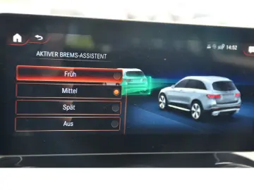 GLC 220 d 4M LED Ahk Keyless RFK Distronic MBUX