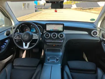 GLC 220d 4Matic LED PDC KAMERA NAVI