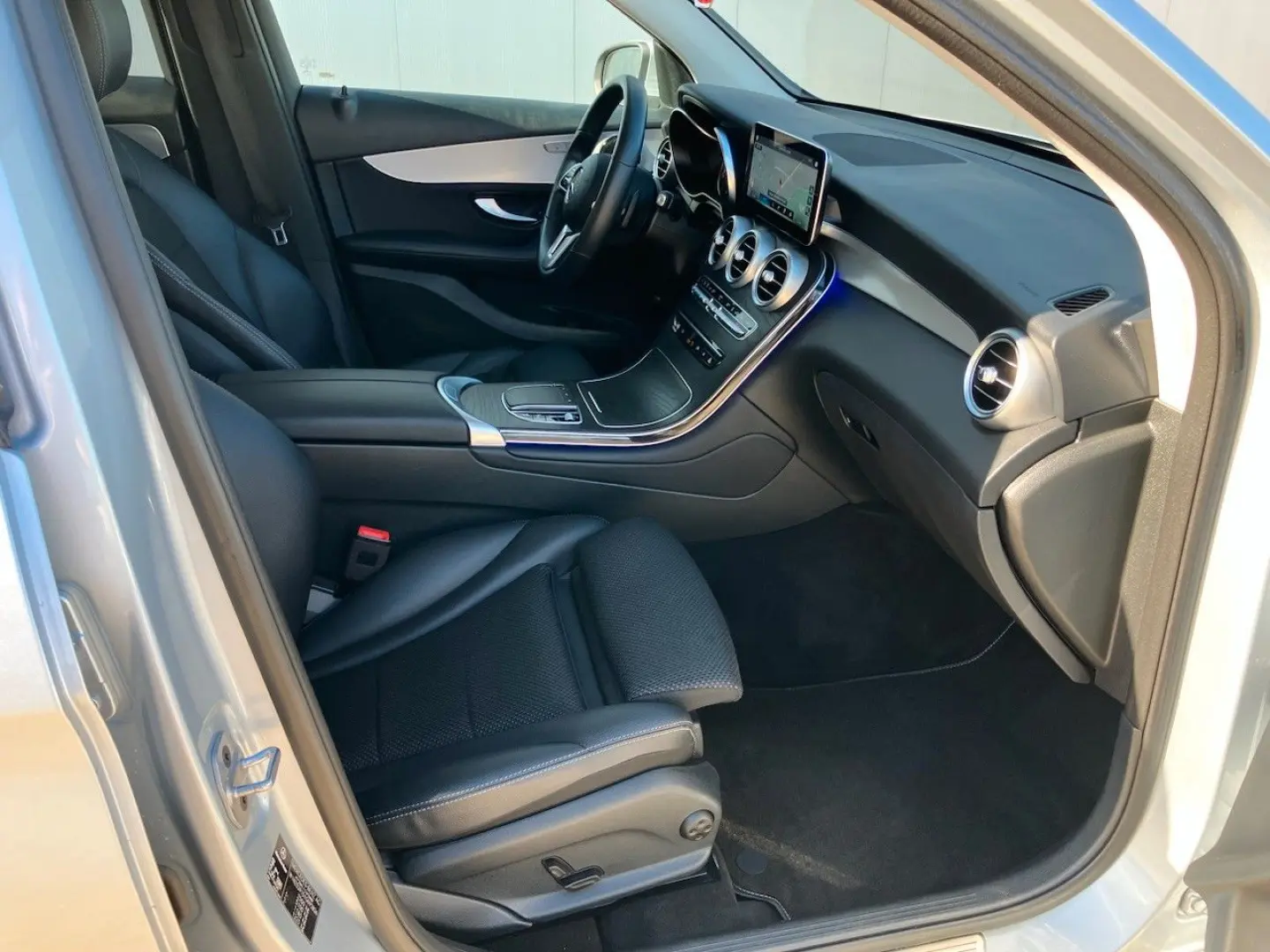 GLC 220d 4Matic LED PDC KAMERA NAVI