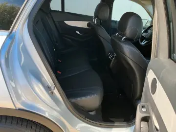 GLC 220d 4Matic LED PDC KAMERA NAVI