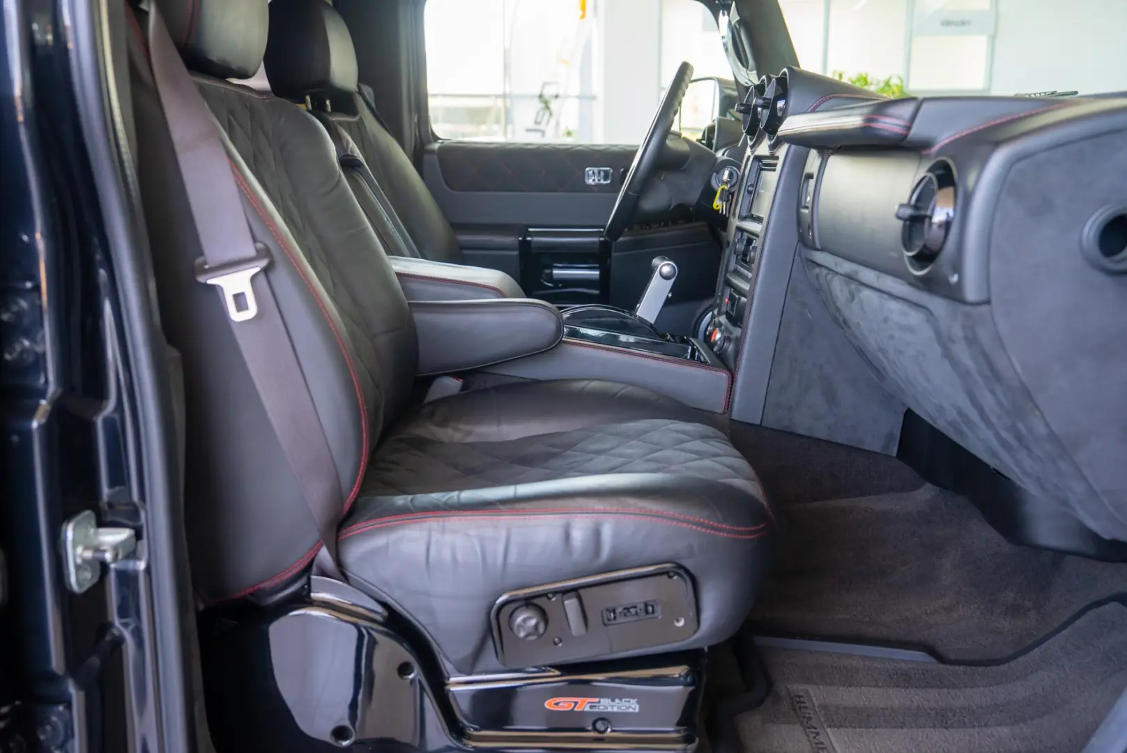Hummer H2 GT 6.0 V8 Supercharged  GT BLACK EDITION