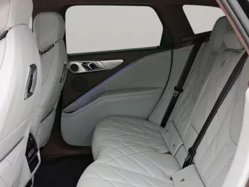 XM 50e Massage AHK Driv.Assist.Prof Harman K