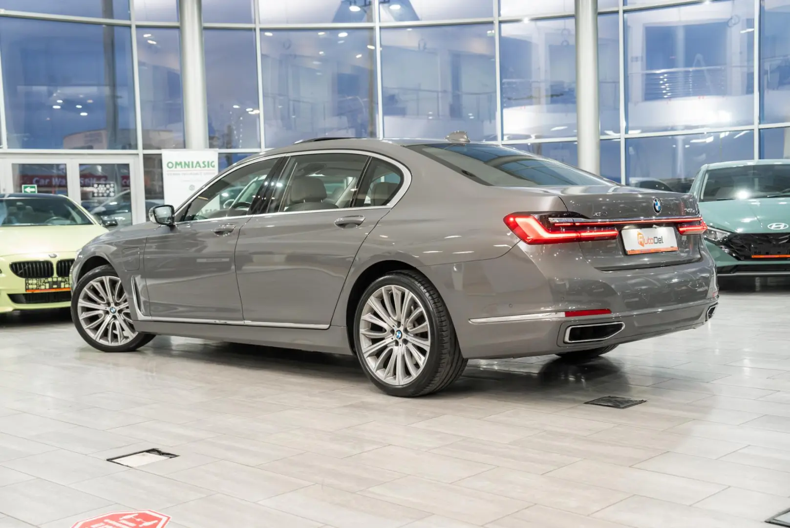 BMW Seria 7 745Le Long xDrive   3.0 Plug-in Hybrid