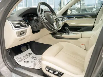 BMW Seria 7 745Le Long xDrive   3.0 Plug-in Hybrid