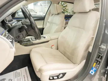 BMW Seria 7 745Le Long xDrive   3.0 Plug-in Hybrid