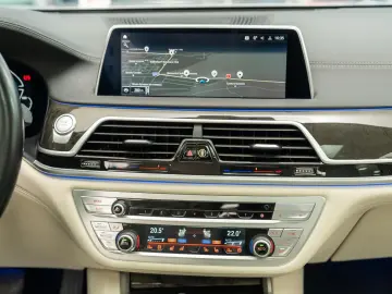 BMW Seria 7 745Le Long xDrive   3.0 Plug-in Hybrid