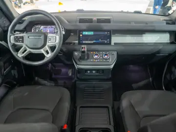 Land Rover Defender D300 3.0d 4x4 MHEV -  Hard Top