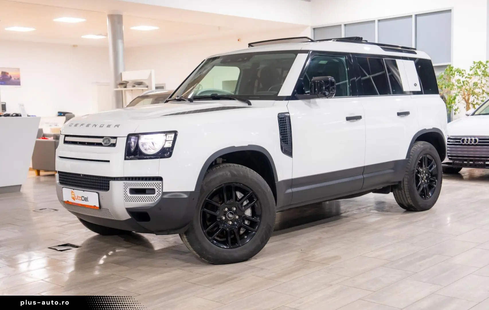 Land Rover Defender D300 3.0d 4x4 MHEV -  Hard Top