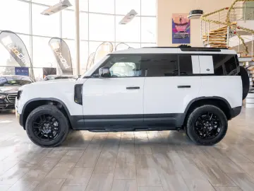 Land Rover Defender D300 3.0d 4x4 MHEV -  Hard Top