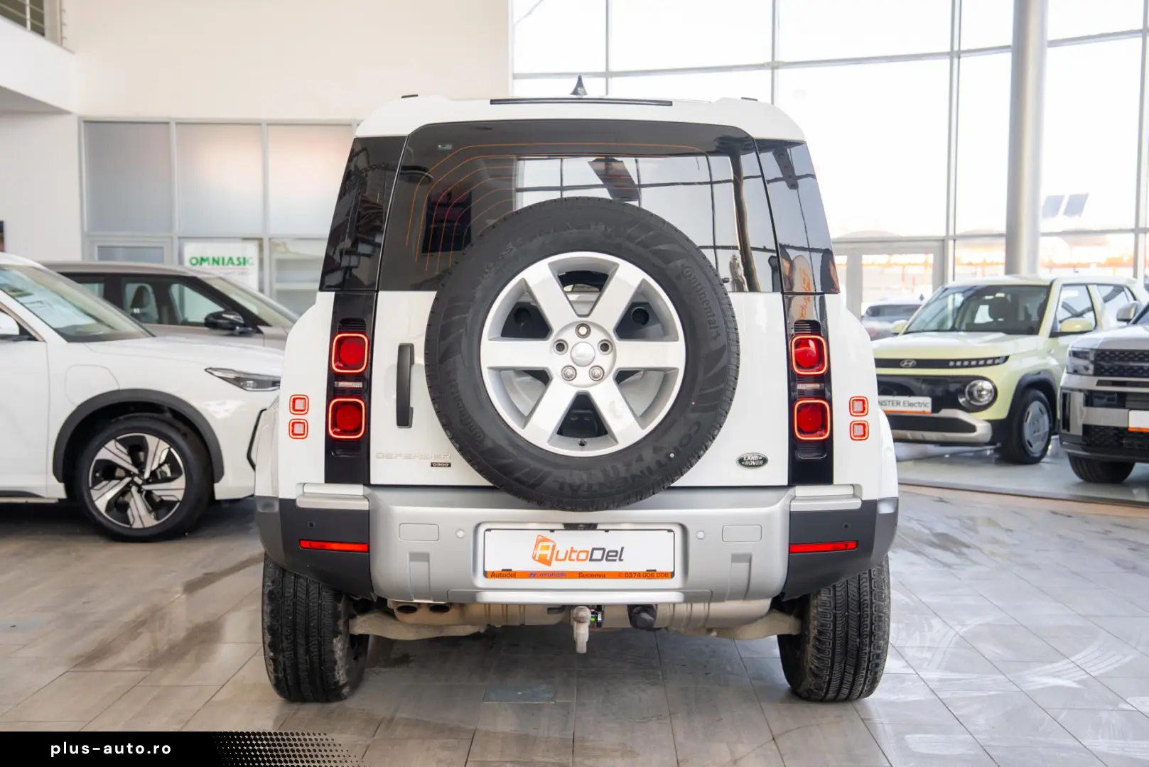 Land Rover Defender D300 3.0d 4x4 MHEV -  Hard Top