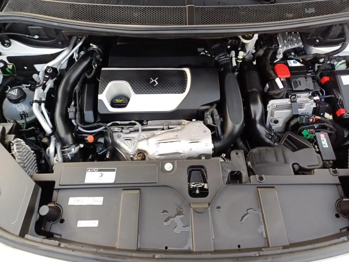 DS7 Crossback E-Tense 225 Bastille   4x2