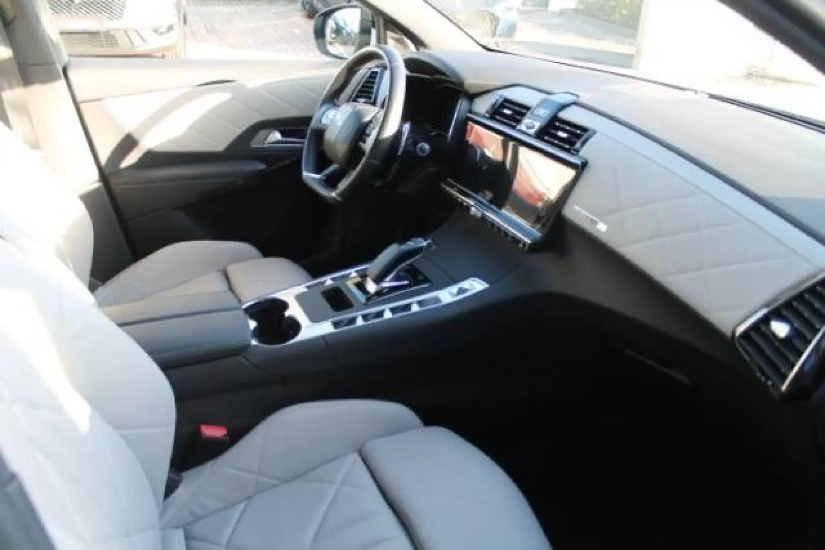 DS7 CROSSBACK E-TENSE 225 RIVOLI