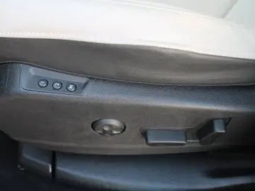 DS7 CROSSBACK E-TENSE 225 RIVOLI