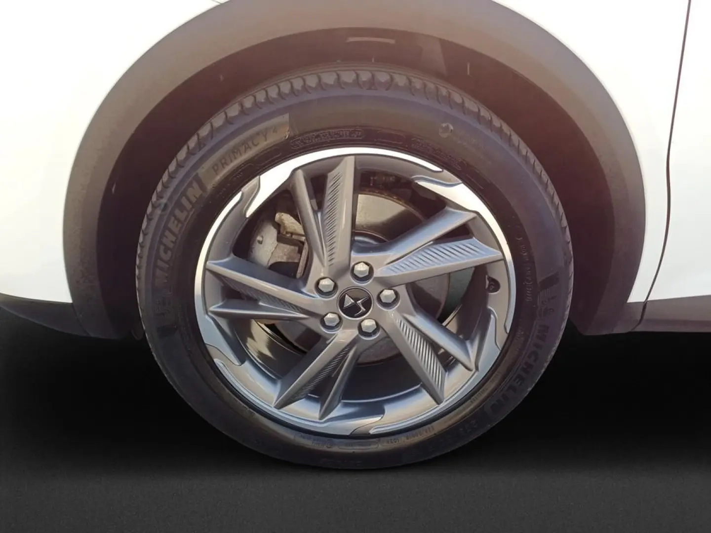 DS7 E-Tense 225 Bastille