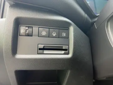 C5 Aircross EAT8 Hybrid Shine Pack LED Navi