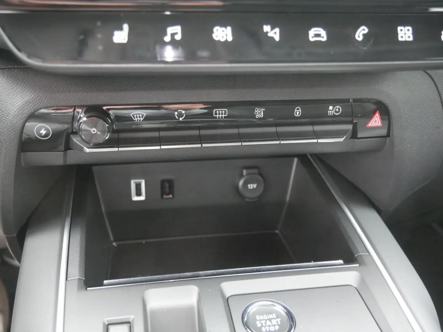 C5 Aircross Hybrid 225 e-EAT8 Shine NAVI ACC LED
