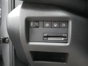 C5 Aircross Hybrid 225 e-EAT8 Shine NAVI ACC LED