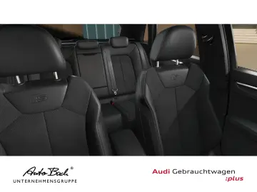 Q3 S line 35TFSI Stronic Navi LED virtual ACC EP