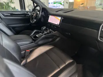 Cayenne  PDLS  Apple Tow. Tempo. Kamera DAB