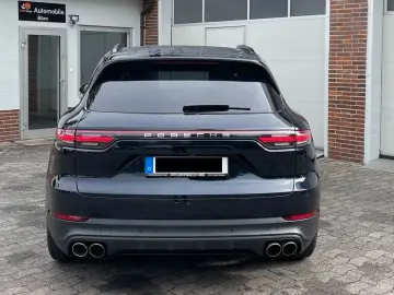 Cayenne S Porsche Approved Garantie bis 05 27