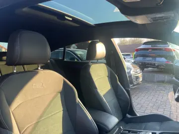 Arteon 2.0TDI R-Line PANO VIRTUAL CAM KEYLESS